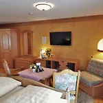 Landgasthof/landhaus Waldlust בית הארחה 3*
