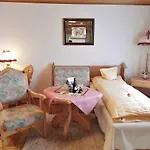 בית הארחה Landgasthof/landhaus Waldlust