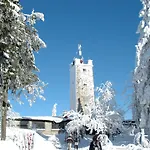 Landgasthof/landhaus Waldlust בית הארחה