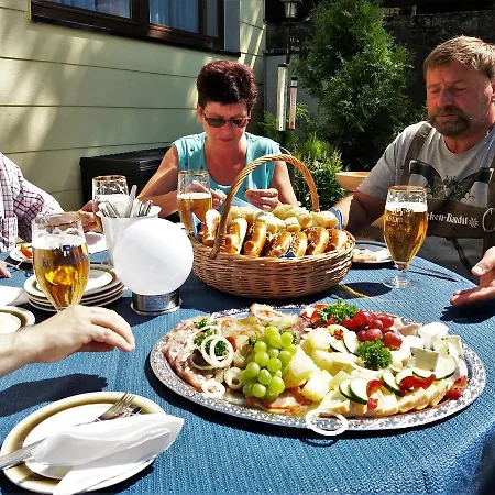 Landgasthof/landhaus Waldlust بيت ضيافة 3*